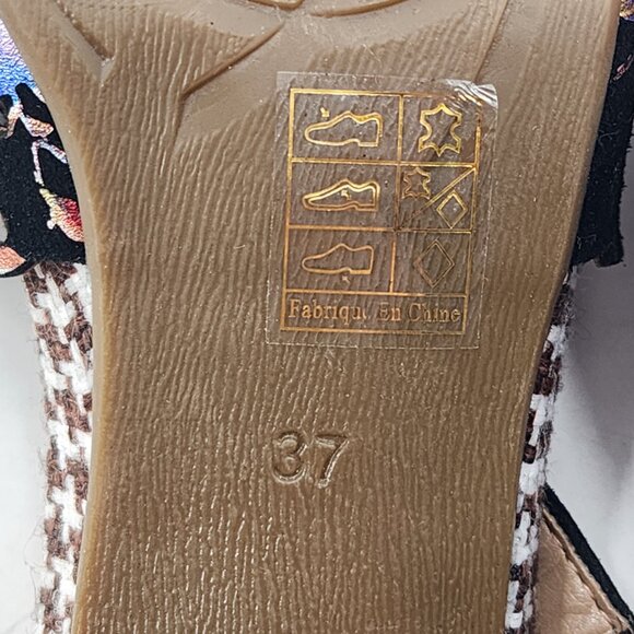 L'ARTISTE by Spring Step Jivvi Floral Houndstooth Print Sandals - Picture 10 of 11